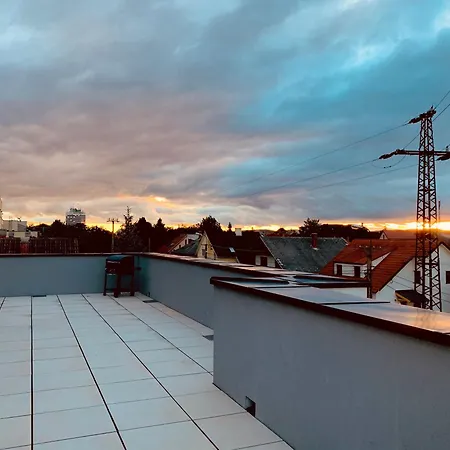 דירה Panorama Penthouse - Gyoenyoeru Latkep A Bakonyra *