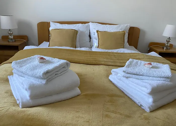 Panorama Penthouse - Gyoenyoeru Latkep A Bakonyra * Veszprém