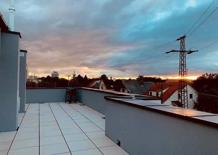 Daire Panorama Penthouse - Gyoenyoeru Latkep A Bakonyra *